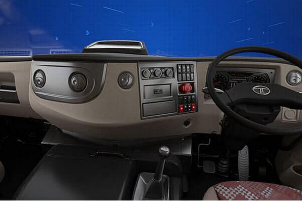 Tata Prima 3525.K/.TK